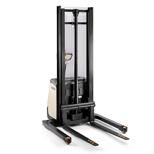 M3200 90" Walkie Straddle Stacker, 2 x 12V 95AH Maintenance Free Battery